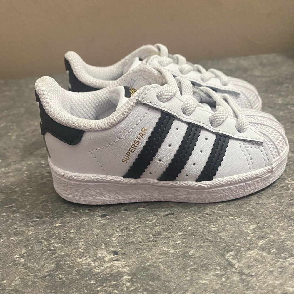 Baby adidas - Picture 3 of 6